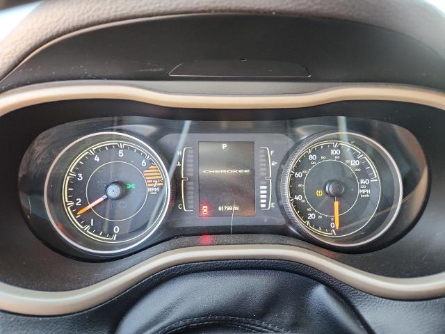 1C4PJLCB7HW669644 - 2017 JEEP CHEROKEE LATITUDE Silber Foto 9