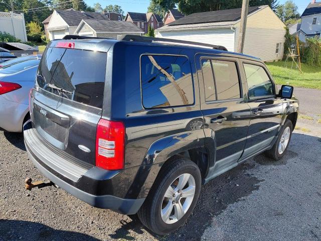 1J4NF1GB1BD212946 - 2011 JEEP PATRIOT SPORT BLACK photo 4