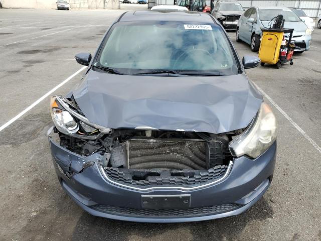 KNAFZ4A84G5529294 - 2016 KIA FORTE EX BLUE photo 5