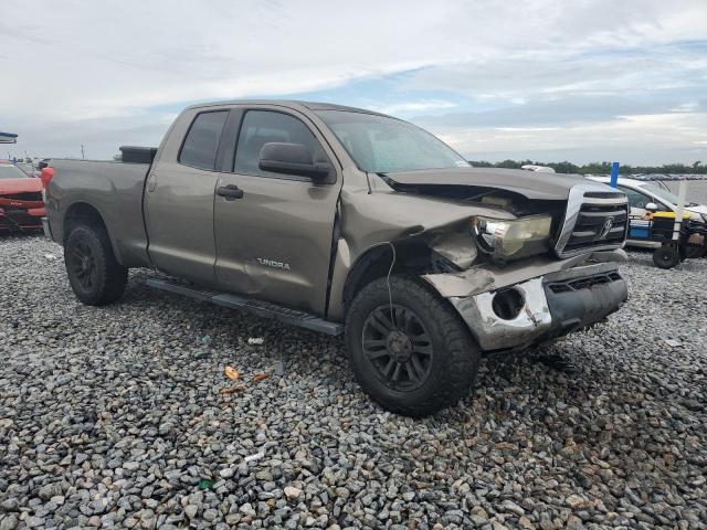 5TFUM5F17BX026415 - 2011 TOYOTA TUNDRA DOUBLE CAB SR5 BROWN photo 4