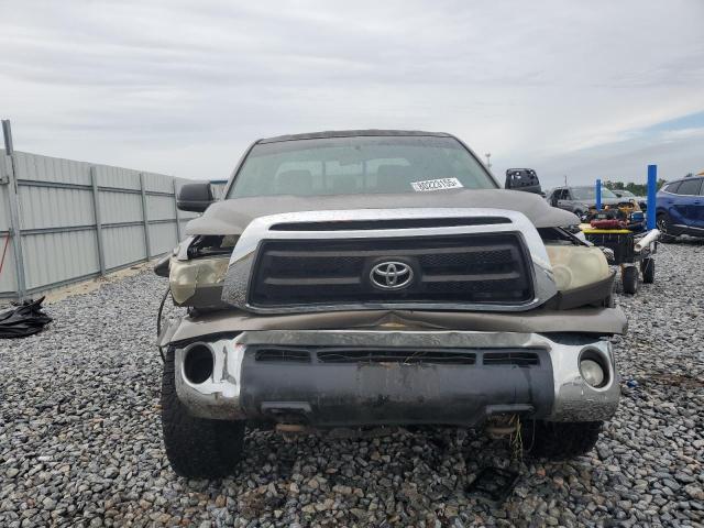 5TFUM5F17BX026415 - 2011 TOYOTA TUNDRA DOUBLE CAB SR5 BROWN photo 5