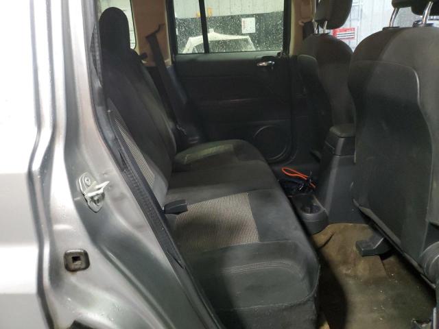 1C4NJPBA3GD715181 - 2016 JEEP PATRIOT SPORT 灰色 照片 11