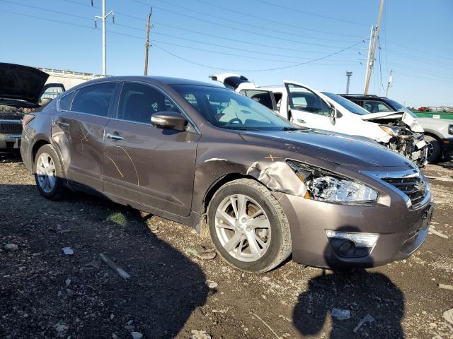 1N4AL3AP1FC142590 - 2015 NISSAN ALTIMA 2.5 BROWN photo 4