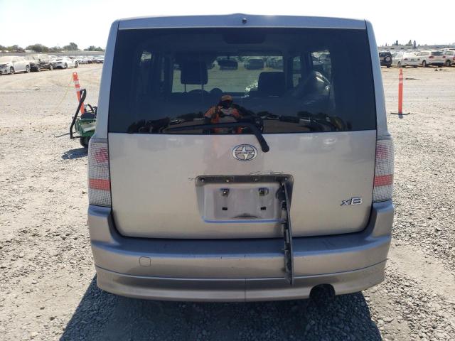 JTLKT324954000424 - 2005 TOYOTA SCION XB SILVER photo 6