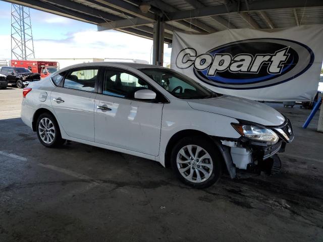 3N1AB7AP8JY212609 - 2018 NISSAN SENTRA S თეთრი ფოტო 4