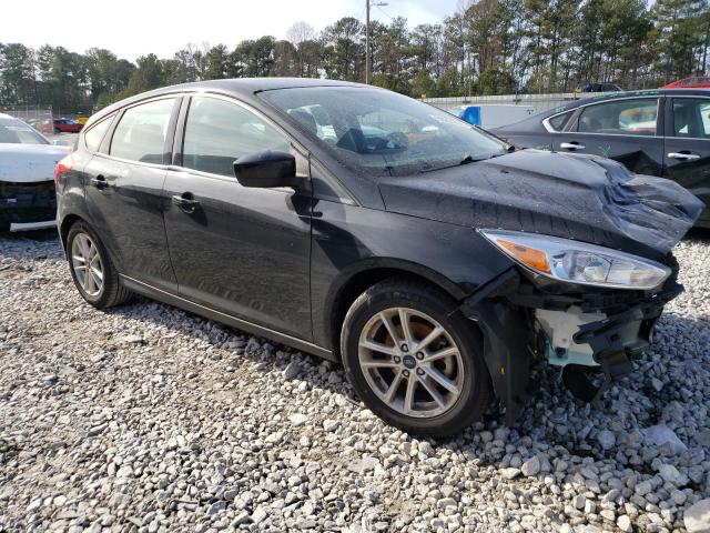 1FADP3K21JL329387 - 2018 FORD FOCUS SE BLACK photo 4