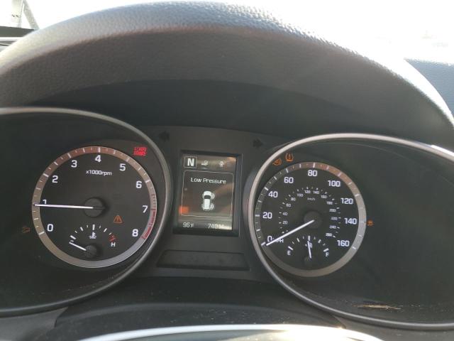 5XYZU3LB0HG407025 - 2017 HYUNDAI SANTA FE SPORT SILVER photo 9