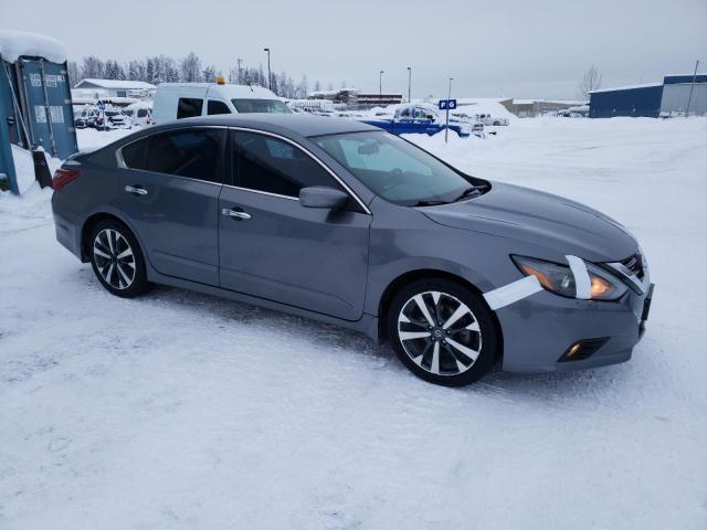 1N4AL3AP3HC123980 - 2017 NISSAN ALTIMA 2.5 GRAY photo 4