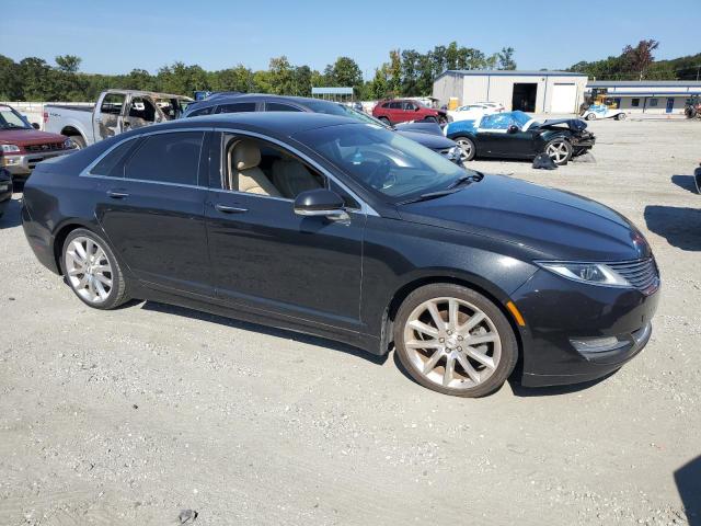 3LN6L2JK0FR625922 - 2015 LINCOLN MKZ BLACK photo 4