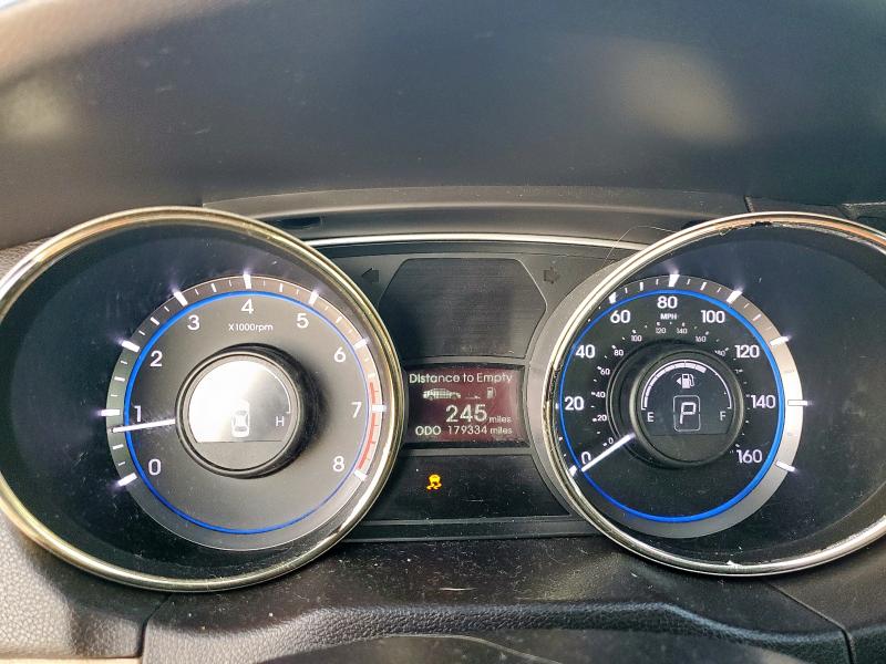 5NPEC4AC8DH660874 - 2013 HYUNDAI SONATA SE თეთრი ფოტო 9