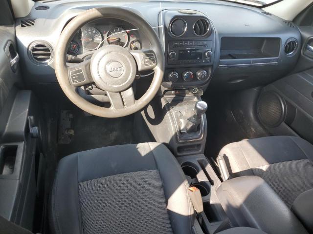 1C4NJPBA5CD605517 - 2012 JEEP PATRIOT SPORT GRAY photo 8