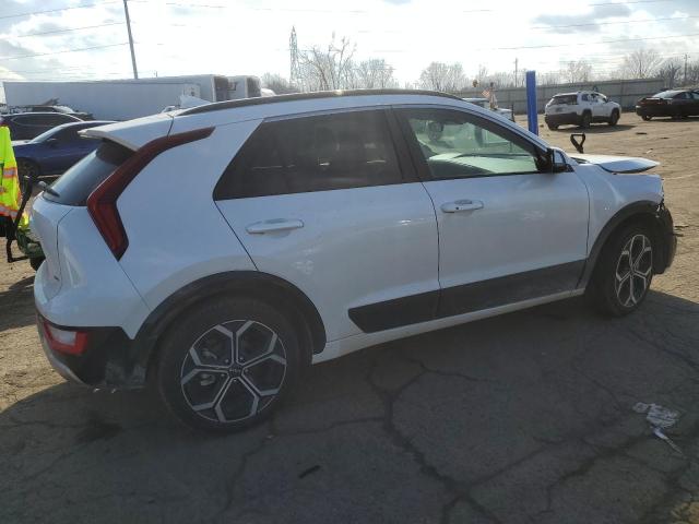 KNDCR3LEXP5054513 - 2023 KIA NIRO EX WHITE photo 3