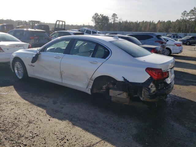 WBAYA8C55DC996693 - 2013 BMW ALPINA B7 I WHITE photo 2