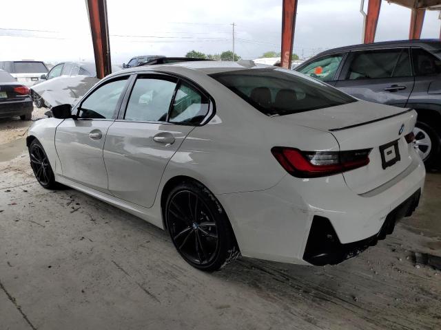 3MW49FS01P8D77716 - 2023 BMW M340I WHITE photo 2