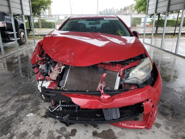 5YFBURHE4GP413055 - 2016 TOYOTA COROLLA L RED photo 5