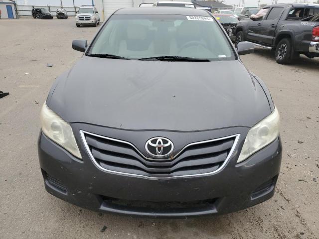 4T4BF3EK0BR101197 - 2011 TOYOTA CAMRY BASE Серый фото 5