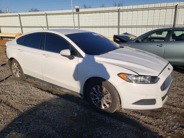 3FA6P0G73FR167606 - 2015 FORD FUSION S WHITE photo 4