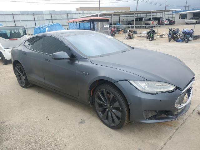 5YJSA1E21GF128586 - 2016 TESLA MODEL S CHARCOAL photo 4