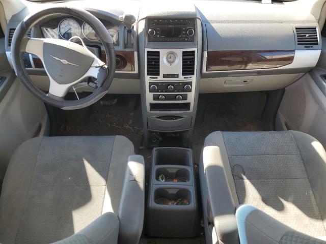 2A4RR5D18AR413525 - 2010 CHRYSLER TOWN & COU TOURING WHITE photo 8