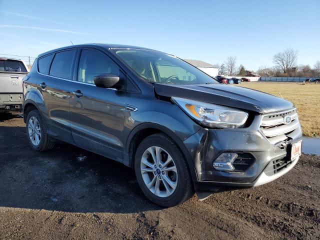 1FMCU0GD6HUA43896 - 2017 FORD ESCAPE SE GRAY photo 4