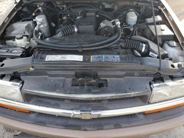 1GCCS145528161418 - 2002 CHEVROLET S TRUCK S10 GOLD photo 11