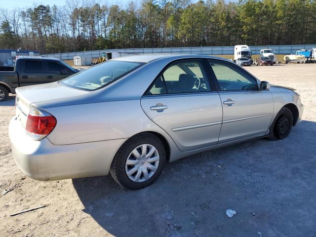 4T1BE30K95U511358 - 2005 TOYOTA CAMRY LE SILVER photo 3