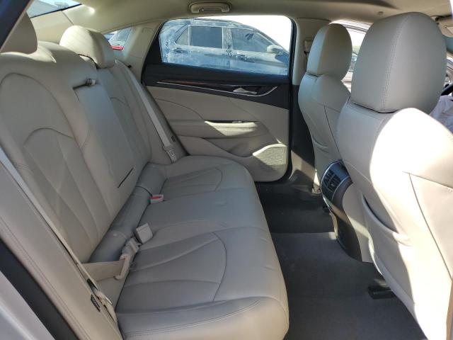 1G4ZP5SS1HU210752 - 2017 BUICK LACROSSE ESSENCE SILVER photo 10