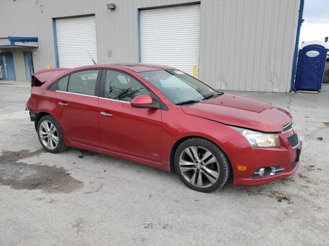 1G1PH5S92B7231243 - 2011 CHEVROLET CRUZE LTZ RED photo 4