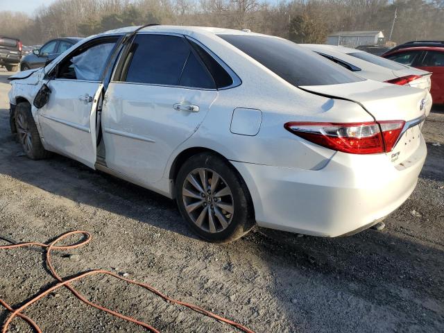 4T1BF1FK5GU503267 - 2016 TOYOTA CAMRY LE WHITE photo 2