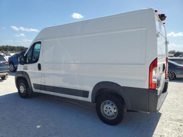 3C6TRVCG5JE133667 - 2018 RAM PROMASTER 2500 HIGH WHITE photo 2