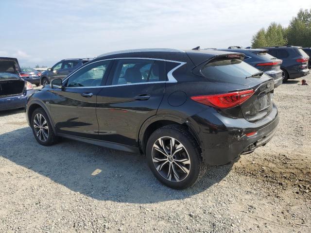 SJKCH5CRXJA047686 - 2018 INFINITI QX30 BASE შავი ფოტო 2