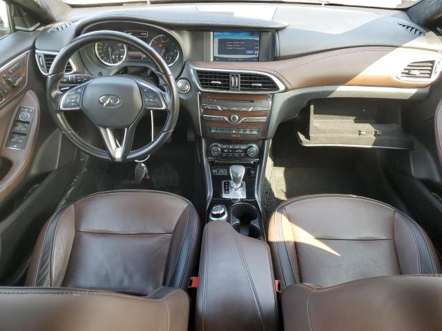 SJKCH5CRXJA047686 - 2018 INFINITI QX30 BASE შავი ფოტო 8