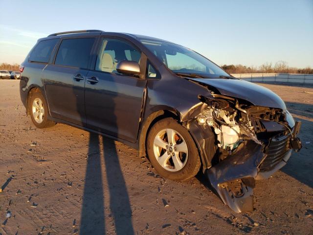 5TDKZ3DC4JS963549 - 2018 TOYOTA SIENNA LE GRAY photo 4