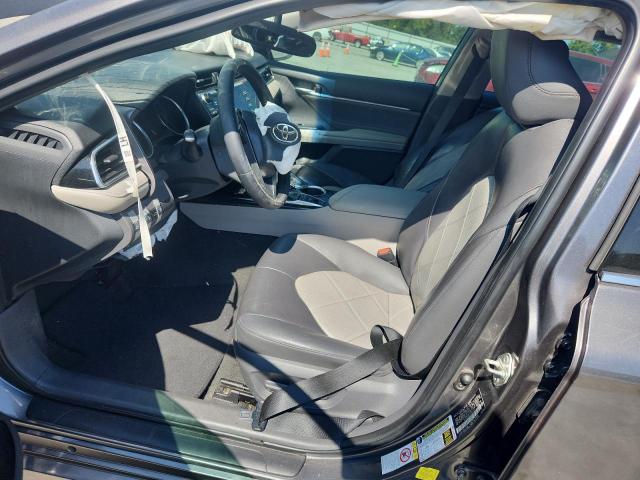 4T1B11HK4JU030545 - 2018 TOYOTA CAMRY L GRAY photo 7