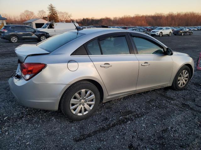 1G1PC5SH1B7104747 - 2011 CHEVROLET CRUZE LS SILVER photo 3