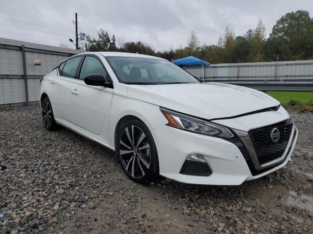 1N4BL4CV1NN304677 - 2022 NISSAN ALTIMA SR WHITE photo 4