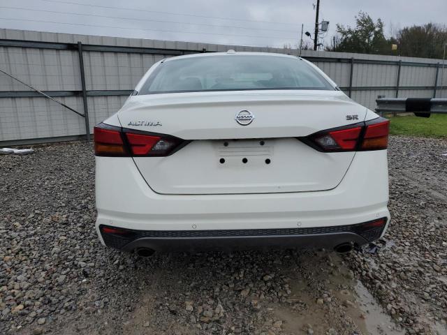 1N4BL4CV1NN304677 - 2022 NISSAN ALTIMA SR WHITE photo 6