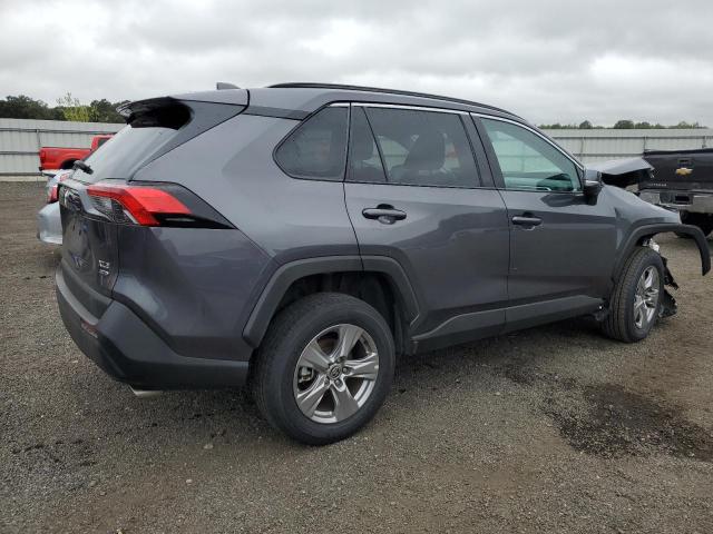 2T3P1RFV1NW295308 - 2022 TOYOTA RAV4 XLE GRAY photo 3