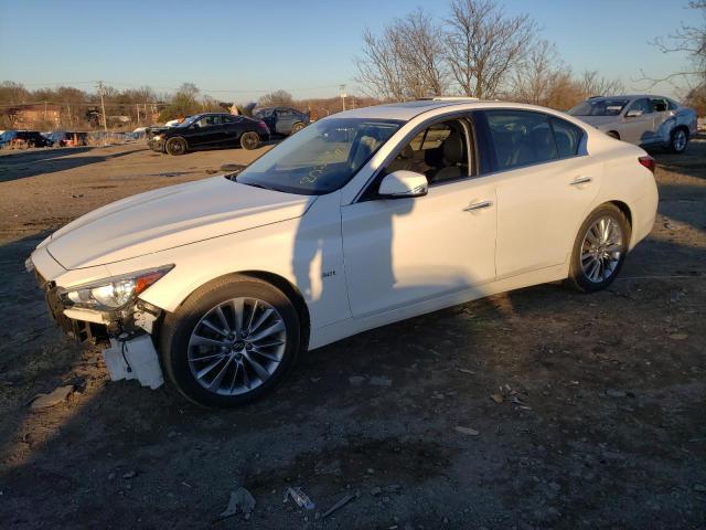 JN1EV7AR3JM440952 - 2018 INFINITI Q50 LUXE WHITE photo 1