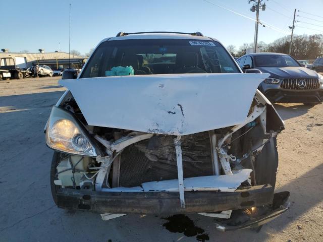 5TDZA23CX5S255541 - 2005 TOYOTA SIENNA CE WHITE photo 5