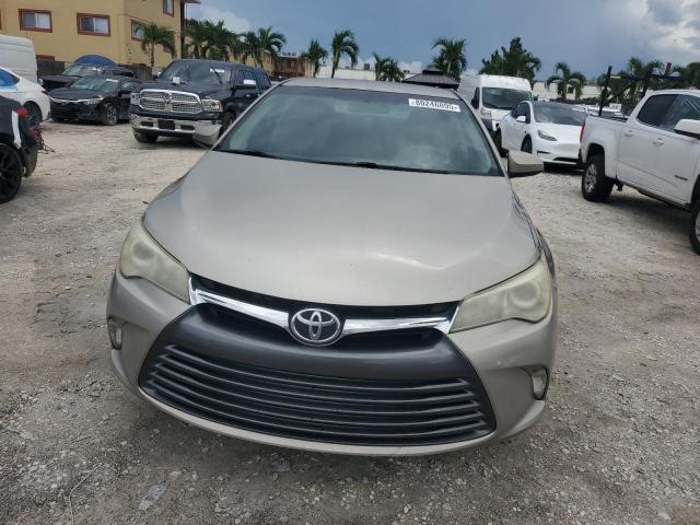 4T1BF1FK6FU002743 - 2015 TOYOTA CAMRY LE GRAY photo 5