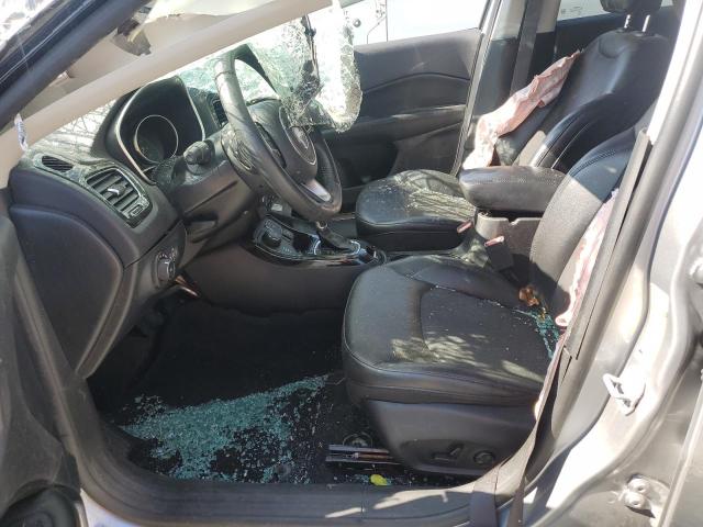 3C4NJDBB3JT453512 - 2018 JEEP COMPASS LATITUDE فضي صورة 7