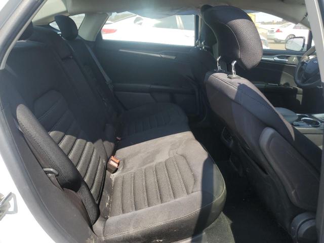 3FA6P0H78DR243090 - 2013 FORD FUSION SE WHITE photo 10