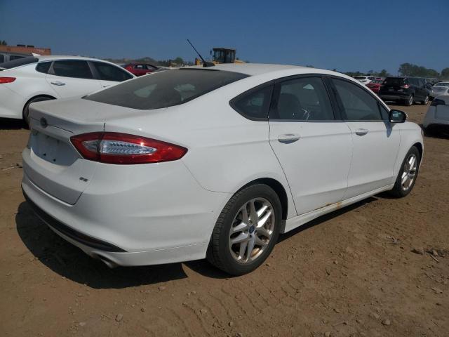 3FA6P0H78DR243090 - 2013 FORD FUSION SE WHITE photo 3