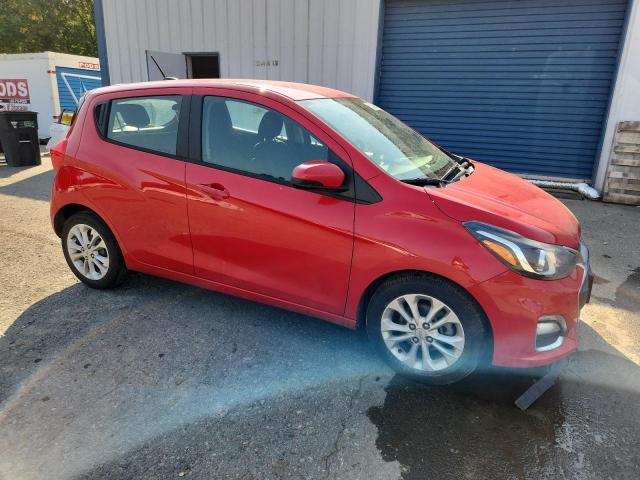 KL8CD6SA2MC746523 - 2021 CHEVROLET SPARK 1LT RED photo 4