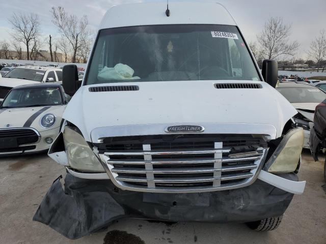 WDYPE8CC4A5496417 - 2010 FREIGHTLINER SPRINTER 2500 WHITE photo 5