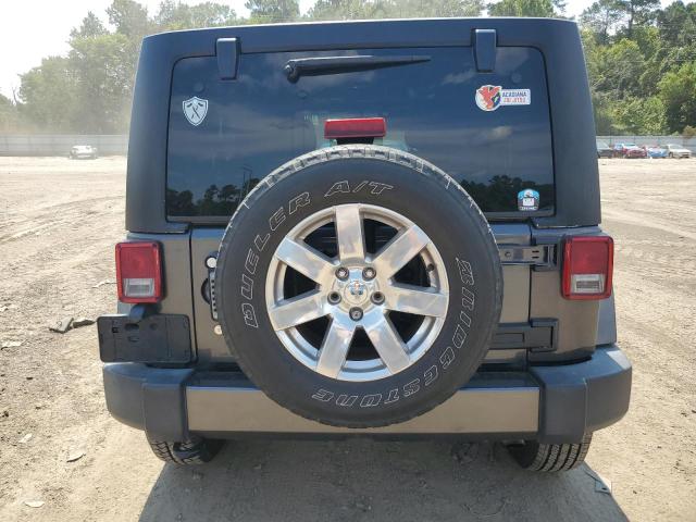 1C4BJWEGXJL848692 - 2018 JEEP WRANGLER U SAHARA ნაცრისფერი ფოტო 6