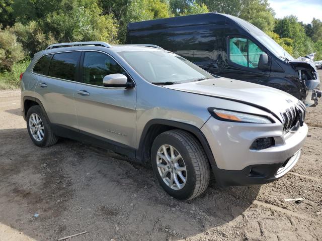 1C4PJMCS2FW768410 - 2015 JEEP CHEROKEE LATITUDE ვერცხლისფერი ფოტო 4