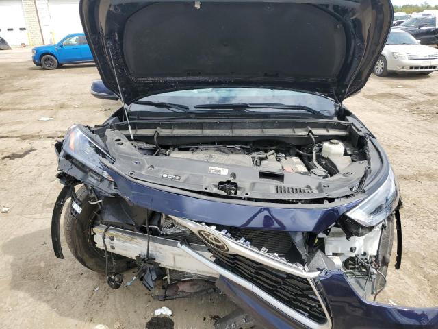 5TDGZRBHXNS564139 - 2022 TOYOTA HIGHLANDER XLE BLUE photo 11