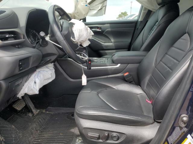 5TDGZRBHXNS564139 - 2022 TOYOTA HIGHLANDER XLE BLUE photo 7